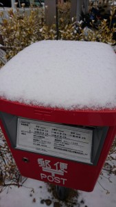 雪景色ポスト